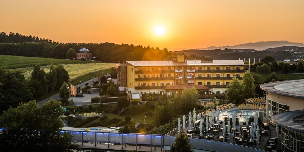 Thermenhotel Puchasplus Stegersbach Exterior foto